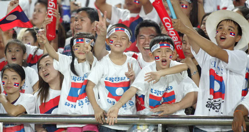 Thiếu nhi Lào cũng hết mình với SEA Games