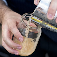 How To Mix Cocktails In The Great Outdoors