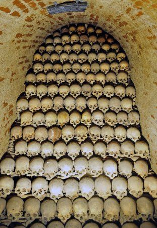 Ossuários ao redor do mundo