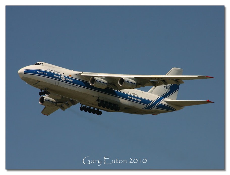 IMAGE: http://lh6.ggpht.com/_rSR7KcWAKvs/S79SPBpa9mI/AAAAAAAAE4g/IpIeBhO6tF4/s912/IMG_9931_12x16.jpg