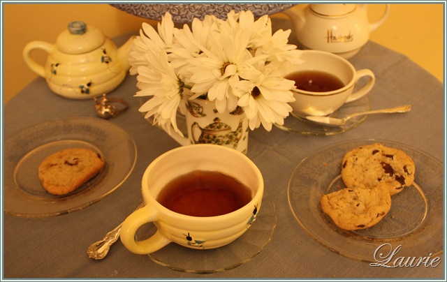 [tea in cups[2].jpg]