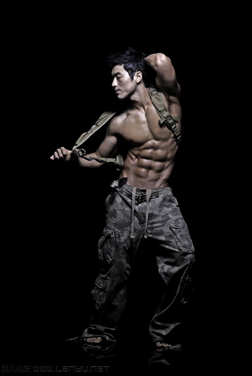 Asian-Males-High-Quality-High-Muscular-Guy-13