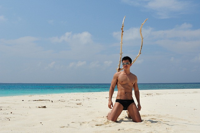 Asian-Males-Asian Males Next Door - Cute Taiwanese Guy on the Beach-07