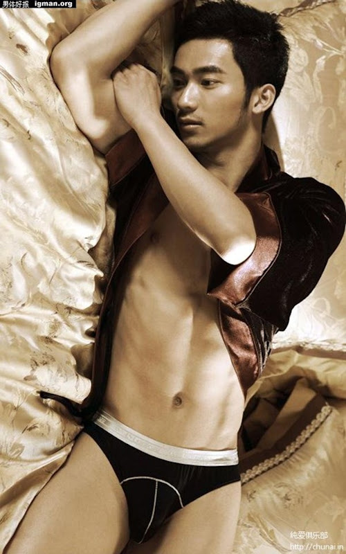 Asian-Males-Handsome Male Model in Luxurious life-1 Asian-Males-Handsome Male Model in Luxurious life-1