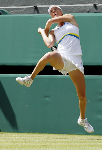 vera_zvonareva_wimbledon_2010%20%283%29.jpg