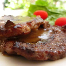 Smothered Steak With Mushroom Gravy