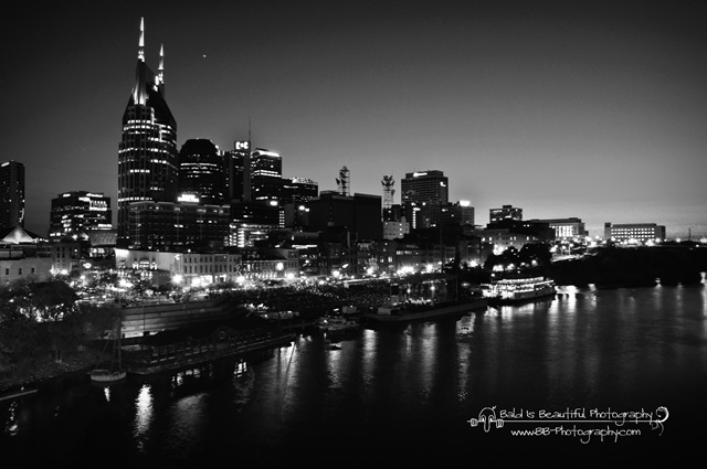 [Nightime Nashville[9].jpg]