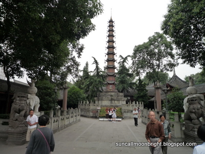 千佛和平塔, Qian Fo He Ping Ta, The Thousand Buddha Peace Pagoda