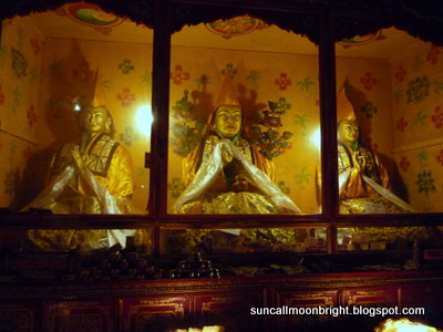 Tsongkhapa and his two disciples