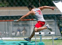 gallery_mainTaylorLautnerspl113410_011