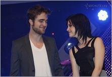 gallery_main-robert-pattinson-kristen-stewart-taylor-lautner-new-moon-munich-2-photos-11142009-15