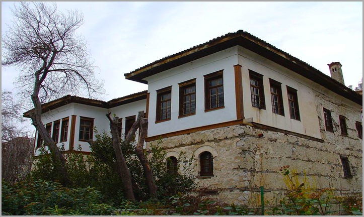 Δυτική Μακεδονία - Καστοριά - Δήμος Καστοριάς Αρχοντικό στην Καστοριά.City-Kastoria Kastoria Mansion