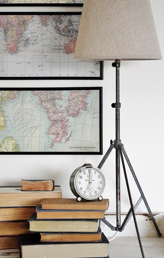 [Tripod-Lamp-212.jpg]