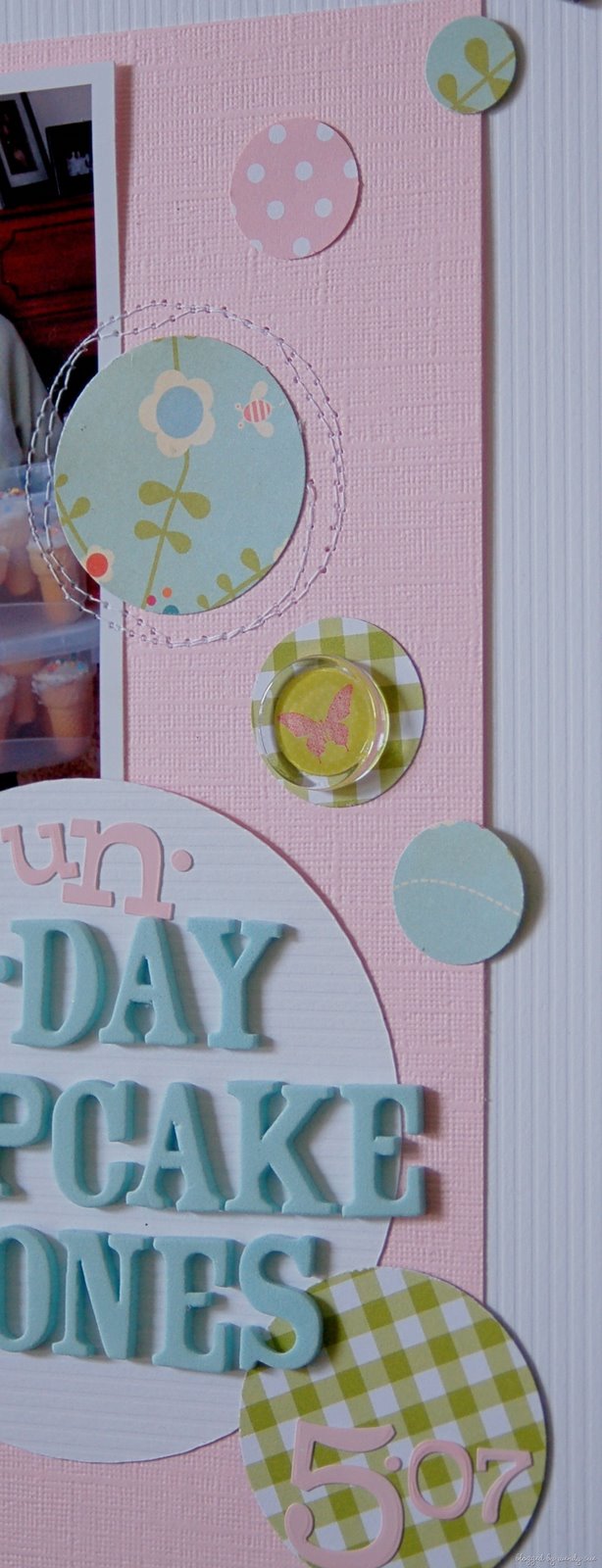 [se_circles_flowersborderandstitched_detail3[2].jpg]
