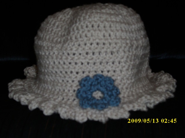 [Flower Applique Hat[3].jpg]
