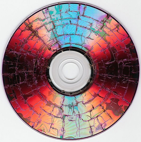 [595pxMicrowavedDVD2.jpg]