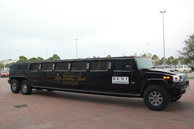 LimoHummer