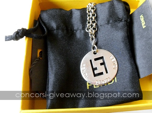 giveaway-fendi-bracelet-identification-charm-logo-3 giveaway-fendi-bracelet-identification-charm-logo-3