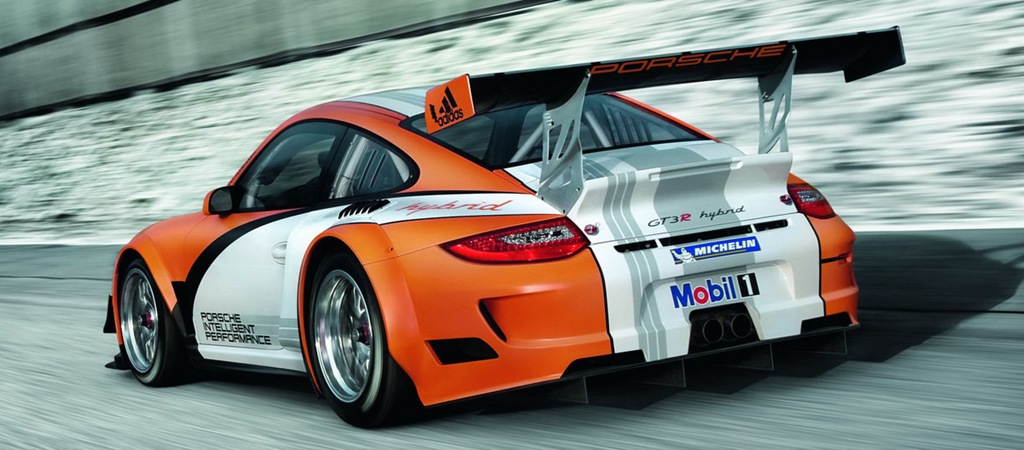 [Porsche-911-GT3-R-Hybrid-5[3].jpg]