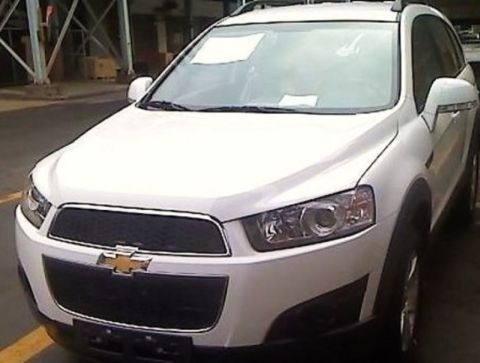 [2011-Chevrolet-Captiva-LTZ[2].jpg]