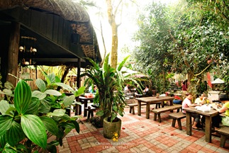 Al Fresco Area at Bag of Beans Tagaytay