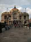 Paseando por el Centro Histórico del D.F. en el primer mes de novios de Cé y yo.