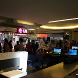 lg optimus sale megamall  (19).JPG