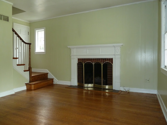 1110 16th Street S Arlington VA Living Room