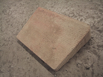 Corb table leg (concrete 2002)