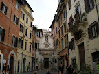 Santa Barbara, via dei Pettinari