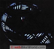 Светящийся Shark S900 Lumi Светящийся Shark S900 Lumi