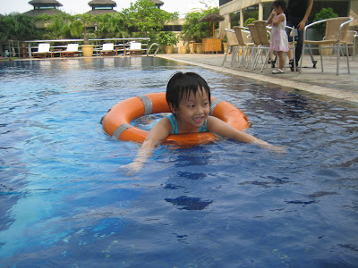 Những nguyên tắc an toàn khi bơi
