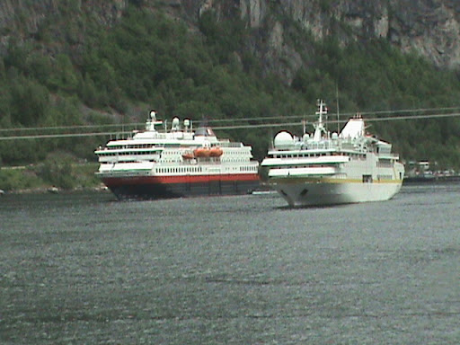 Cruceros%20Fjord%20Geiranger.jpg