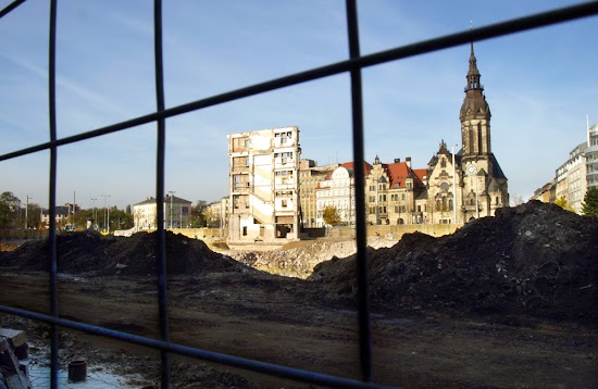 Mondlandschaft am Brühl.Foto: Ute König int_schulz_bruehl