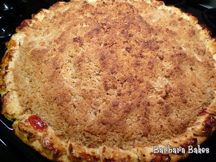 [applecranberrypiewhole.jpg]