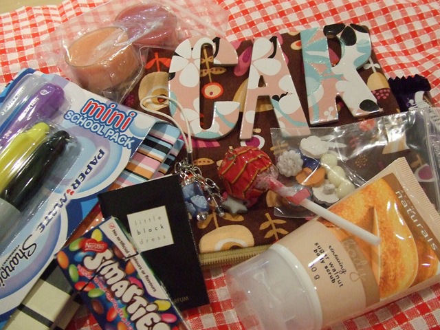 [Ruth's Package3[2].jpg]