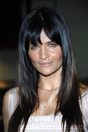 [helena_christensen_1814963[3].jpg]