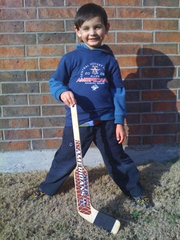 [hockey sean[3].jpg]