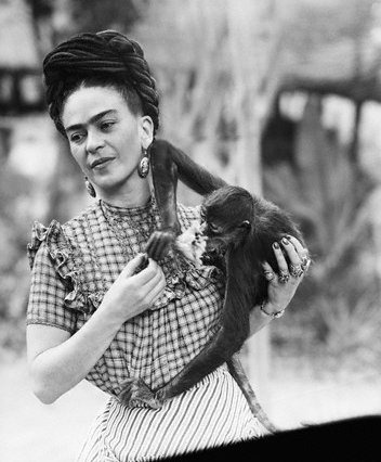 [Frida Kahlo Fotos e Frases (5)[3].jpg]
