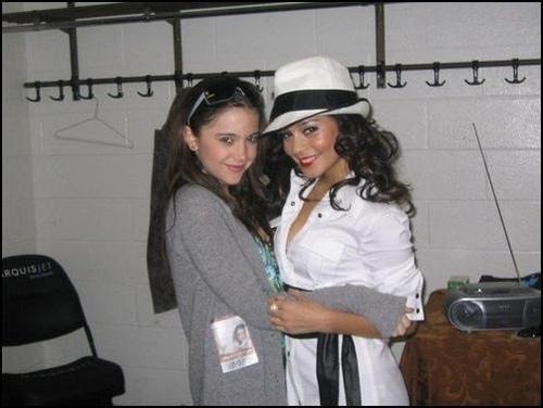 [Vanessa-Hudgens-Personal Pics13[3].jpg]