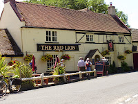Stop for lunch at the Red Lion.
