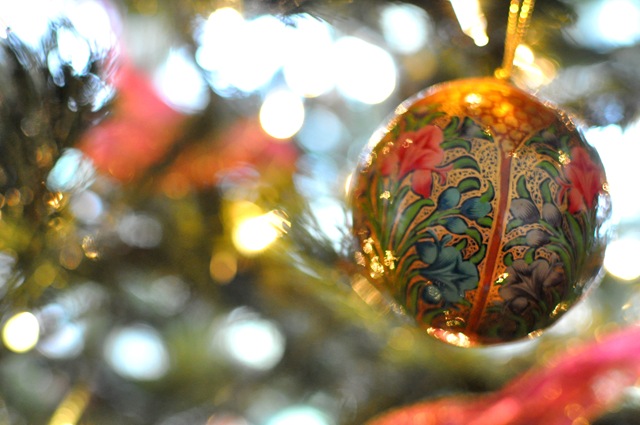 [christmas tree 044[3].jpg]