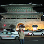 Koreans love posing for pictures in the freezing cold.