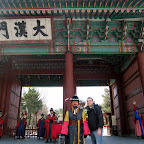 Koreans love posing for pictures in traditional clothing.