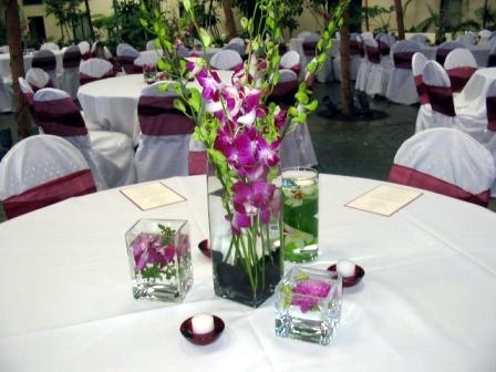 purple wedding reception table ideas