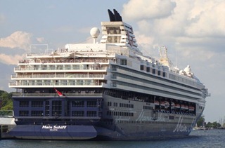 MEIN SCHIFF 006