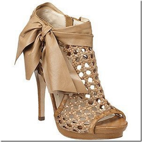 mesh beige shoes with beige ribbon