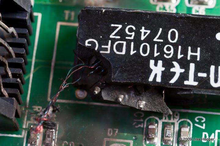 IMAGE: http://lh6.ggpht.com/_ti_aShlyB7A/SoNxGdq5MpI/AAAAAAAADNU/nrbN0ZczAPY/s720/IMG_9264-blown%20chip.jpg