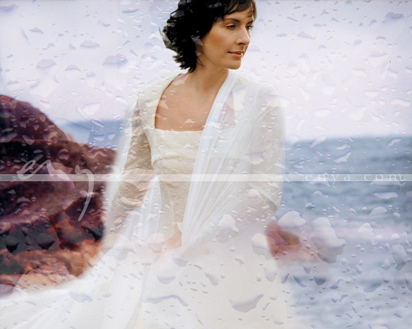 [enya2_1280x1024[1].jpg]