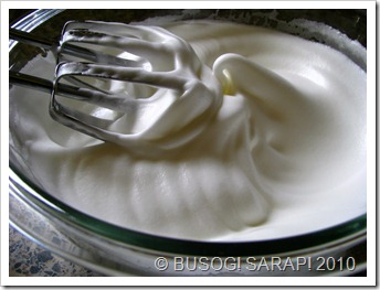 L.flan eggwhites2© BUSOG! SARAP! 2010